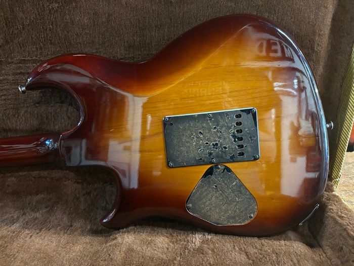 Yamaha SF3000 Super Flighter Brown Sunburst 1981