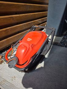 flymo easi glide 300v
