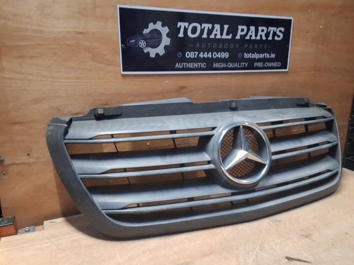 Mercedes-benz sprinter 2018-on front grill