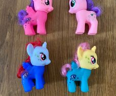 4 Kids Pony Toys / Figures