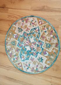 Round rug