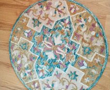 Round rug