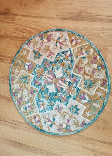 Round rug
