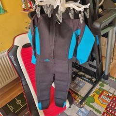 children wetsuit