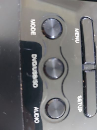 5 Portable DVD Players, all working, but no charges for them, all in very good condition