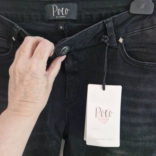 POCO Saturday night womens jeans bnwt size 16 black.