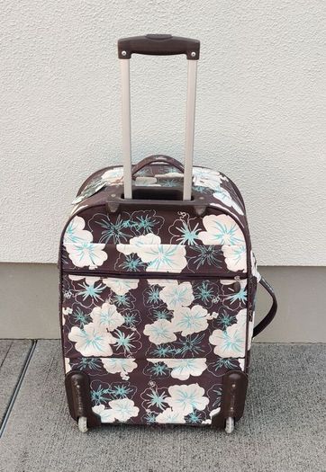 Large suitcase, good condition