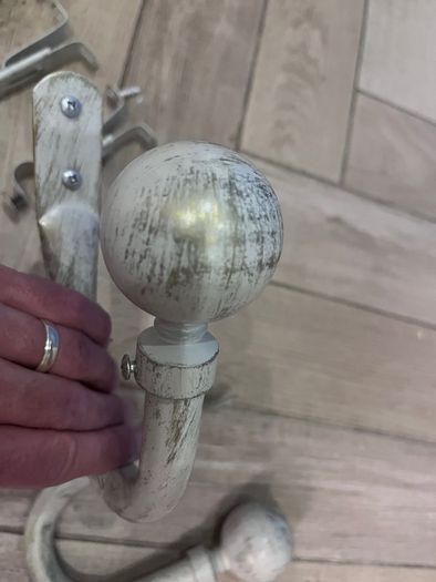 curtains and curtain pole