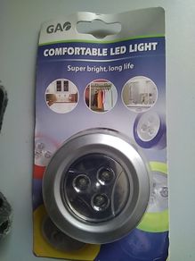 LED battery light