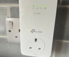 TP-Link AV1300 Gigabit Powerline Wi-Fi Extender