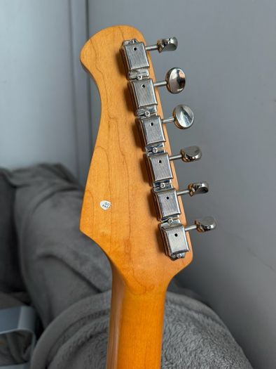 Harley Benton guitar