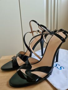 Guess ladies heels