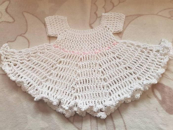 Handmade 100% cotton christening set 0-3 months