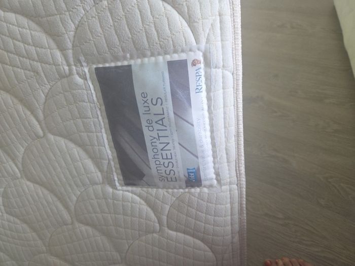 Single bed with foldable bed