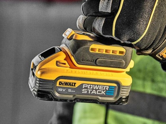 DeWALT 18V XR Cordless Brushless HEAVY DUTY Impact Wrench 1/2 Inch Drive 5AH 18V PowerStack Battery And 12V - 18V Multi Voltage Fast Charger. Closing down sale - all must go!