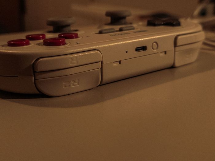8bitDo SN30 Pro PC wireless controller