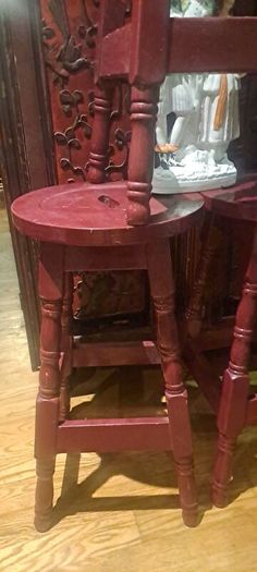 3 X Vintage Bar Stools Read