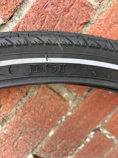 Road bike tyres
