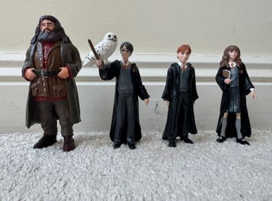 Set of 4 figures Schleich Hermione Hagrid Harry Ron Used Please see photos