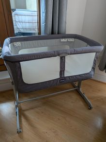 Chicco Next2Me bedside crib