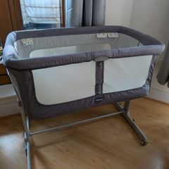 Chicco Next2Me bedside crib