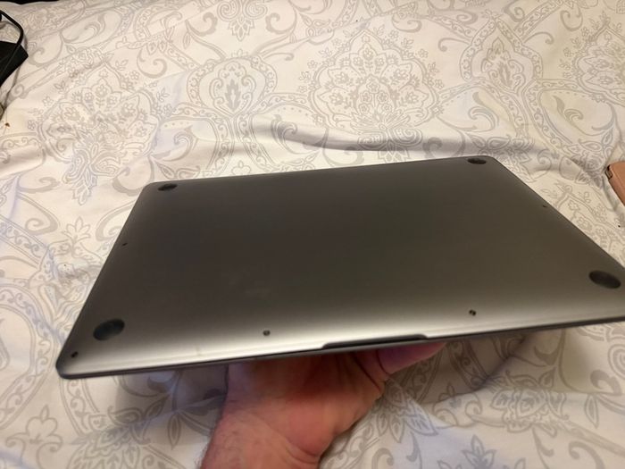 Apple MacBook Air Retina, 13 - inch, 2020