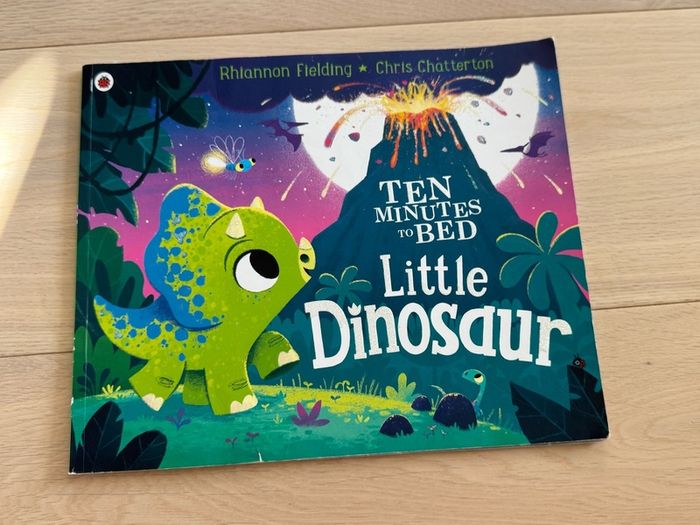 Ten Minutes to Bed Little Dinosaur