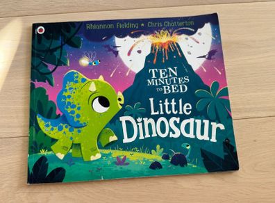 Ten Minutes to Bed Little Dinosaur