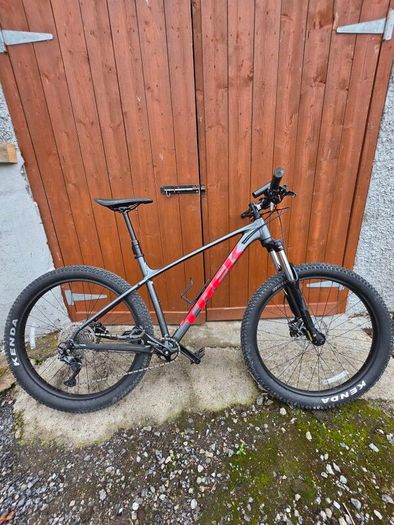 trek roscoe 6