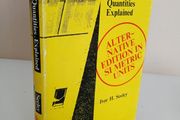 Building Quantities Explained: S.I. Metric Edition by Ivor H. Seeley (RB74)