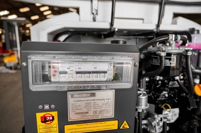 MacGen MacLite Compact LED Lighting Tower | Yanmar
