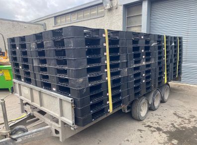 plastic pallets