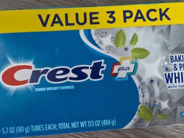 Crest 3 x Toothpaste Whitening Baking Soda and Peroxide,