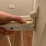 2x child gates for stairs adjustable length Image 3