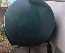 oil / water tank.
