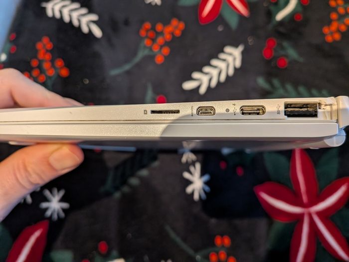 Laptop HP x2 10/p012ns detachable win10
