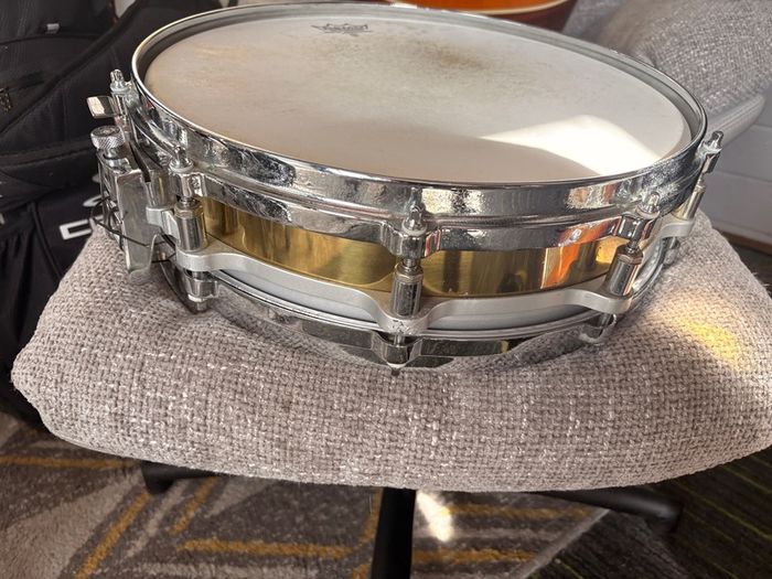 Pearl Free floating Piccolo Snare