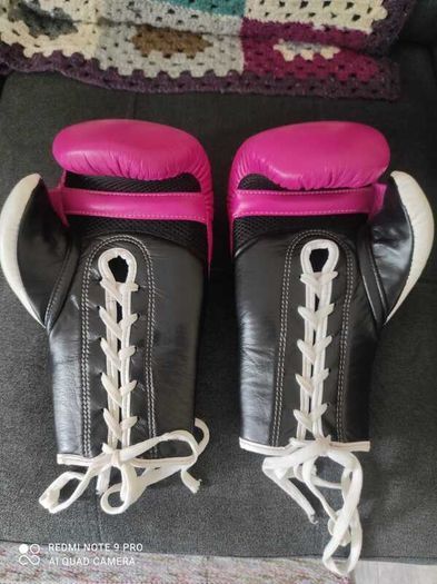 Sandee Thailand leather boxing gloves