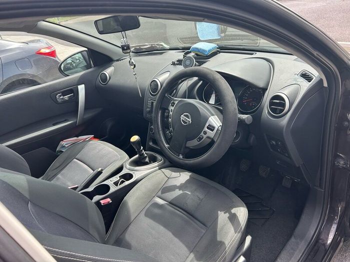 Nissan quasqai + 2    NCT 6/27