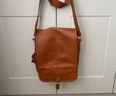 Leather Shoulder Bag unisex