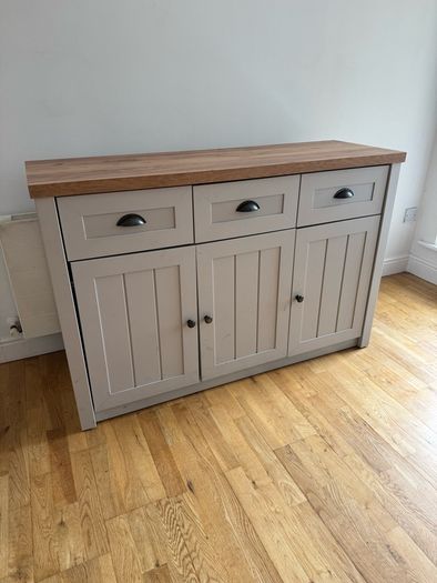 Sideboard