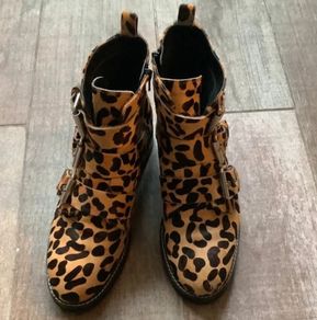 Leopard skin boots 42