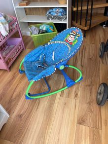 kids bouncer