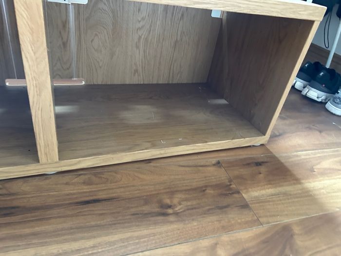Besta Tv Unit