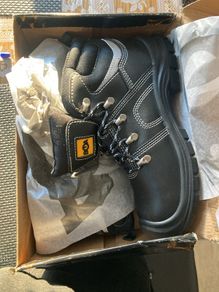 Work Boots size 8 Brand new
