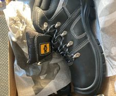 Work Boots size 8 Brand new
