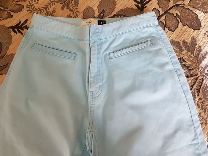Beautiful Sky Blue Gap Capri Trousers Age 10- 12