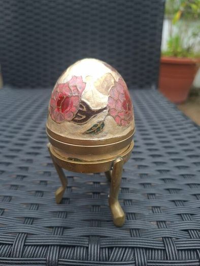 Vintage 1970's Cloisonne/Enamel Brass Egg Trinket Box