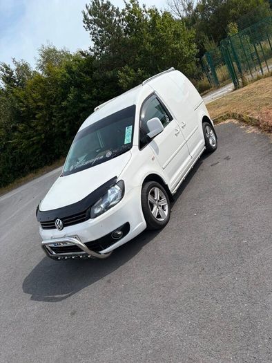 Volkswagen Caddy 2011