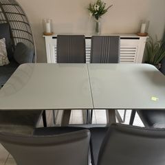 Table and Chairs x6